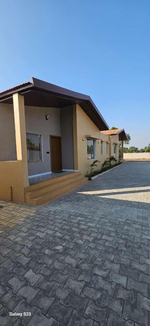 Shree Jalaram Resort Kodāe Exterior foto